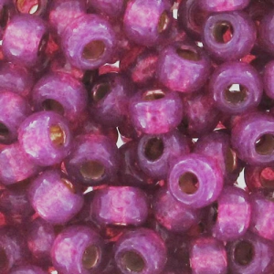 Rocalla Miyuki Duracoat 8/0 4247 - Dyed Peony Pink Silverline x8g