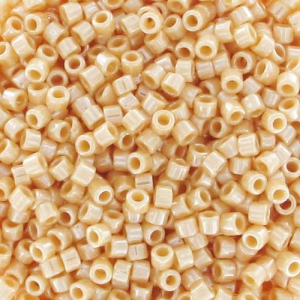 Miyuki Delica 11/0 DB1561 - Opaque Pear Luster