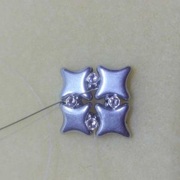 Tutoriel boucles d'oreilles facile DIY avec des perles de verre Star Beads