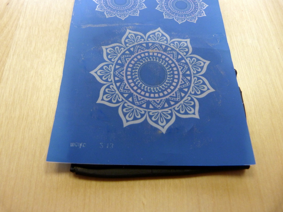 Boucles d'oreilles chics silk-screen en pâte polymère