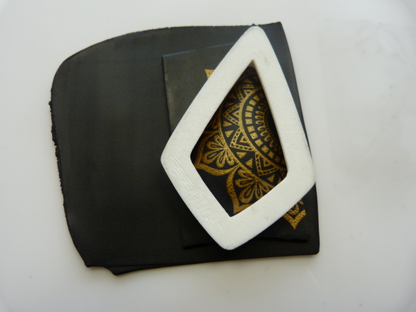 Boucles d'oreilles chics silk-screen en pâte polymère