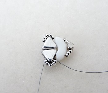 Pulsera Lucía corcho Keops y perlas, Arcos y Minos Puca