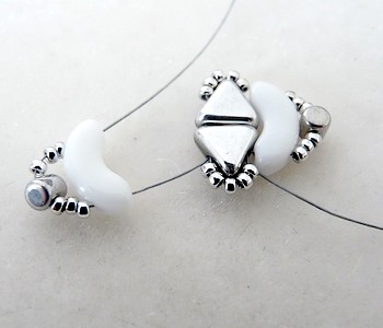 Pulsera Lucía corcho Keops y perlas, Arcos y Minos Puca