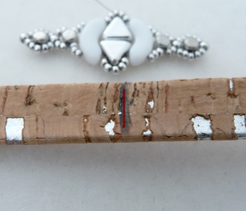 Pulsera Lucía corcho Keops y perlas, Arcos y Minos Puca