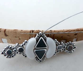 Pulsera Lucía corcho Keops y perlas, Arcos y Minos Puca