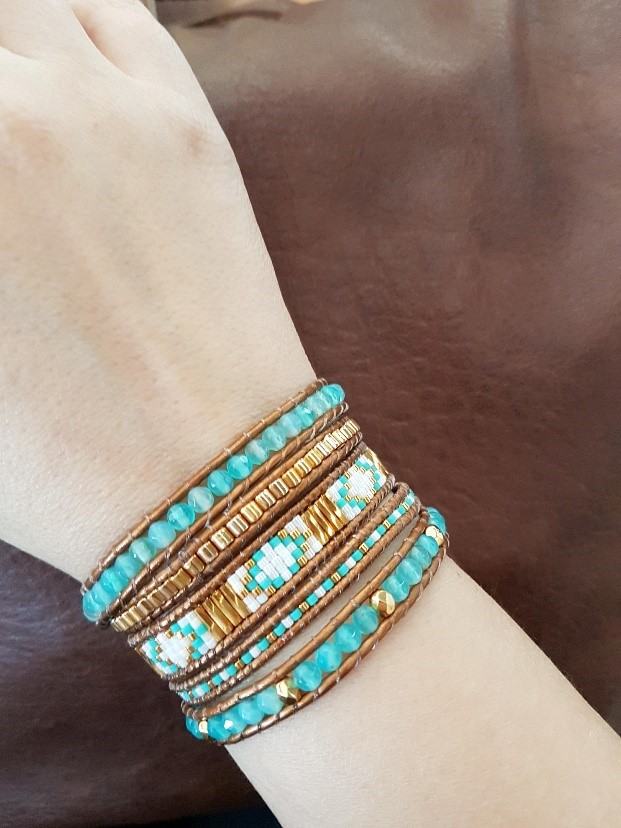 Tutoriel DIY facile bracelet wrap turquoise tendance avec pierres gemmes gemstones agate perles Miyuki Delicas et Bugles Twist