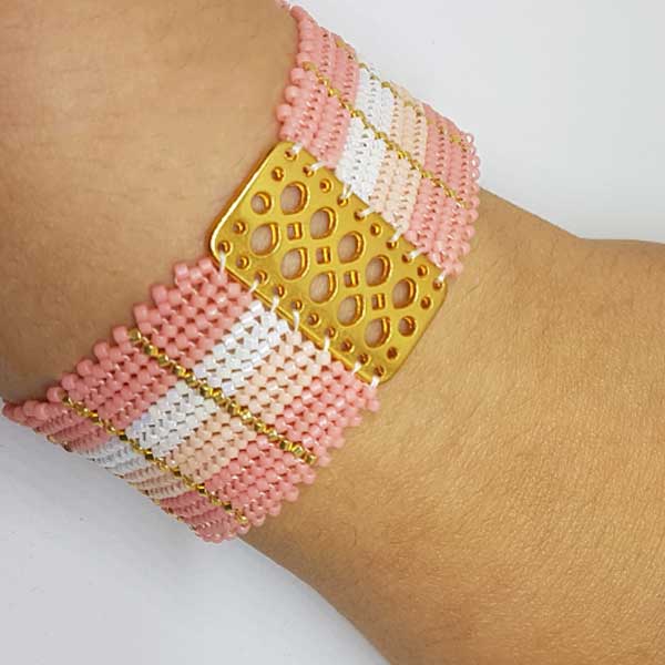 tejida en espiga con cuentas de Delicas Perles & Co