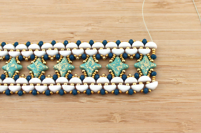 Brazalete con cuentas de vidrio Star Beads y Kos de Marrakech 8 Manchette perles en verre Star Beads et Kos style Marrakech 8