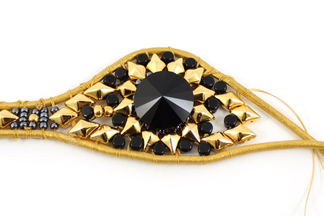 Cuff Wrap y Negro Oro y PureCrystal Diamonduo botón 11 Manchette Wrap Noire et Dorée Diamonduo et Bouton PureCrystal 11