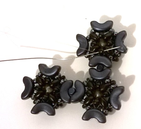 con cuentas pulsera manguito Minos, Arcos y Super Duo : Paso 26