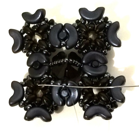 con cuentas pulsera manguito Minos, Arcos y Super Duo : Paso 40