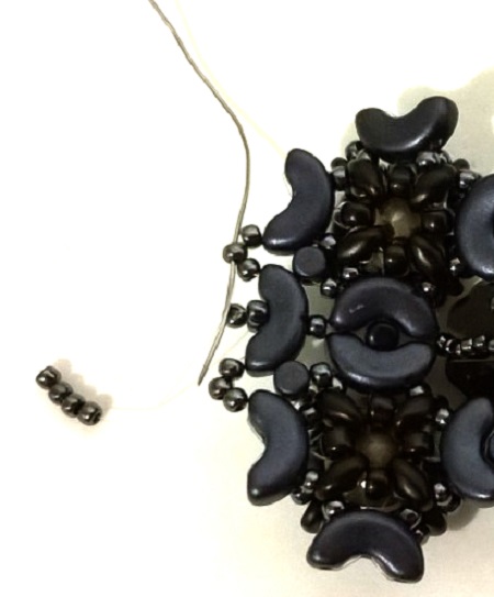 con cuentas pulsera manguito Minos, Arcos y Super Duo : Paso 59