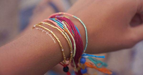 Pulsera hilo de bordar Miyuki delicas