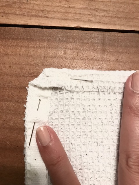 Bricolaje fácil de coser té toalla panal patrones bordados hojas de otoño en hilo DMC Mouliné Etoile DIY couture facile Torchon en tissu nid d'abeille brodé motifs feuilles d'automne en fil DMC Mouliné Etoile