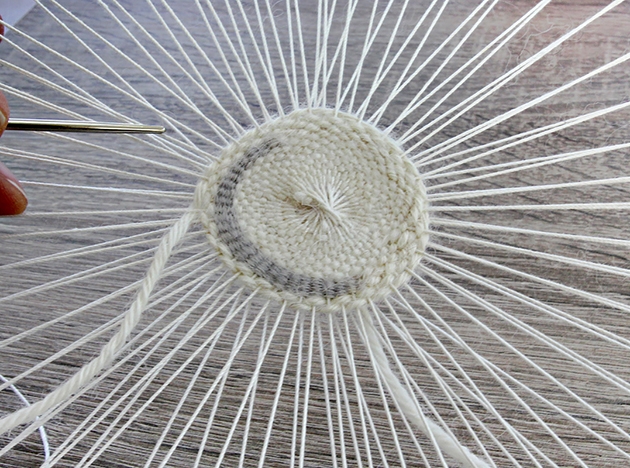 Tissage mural circulaire Kesi art