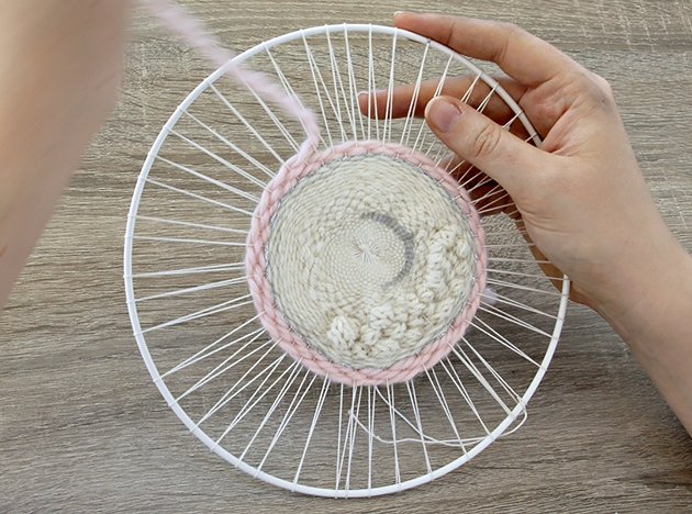 Tissage mural circulaire Kesi art