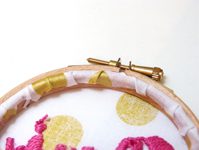 palabras bordado en un tambor - bordado de bricolaje : Paso 10