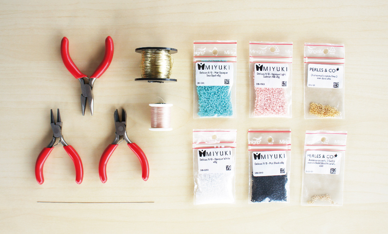 DIY-tuto-sautoir-tissage-brick-stitch-bijou-fantaisie-motif-geometrique-perles-miyuki-delicas-materiel-fournitures