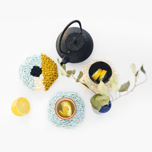 Tutoriel DIY sous-tasse en broderie magique punch needle laines par Julie Robert