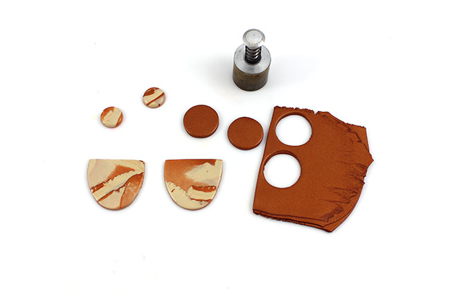 Pendientes Cernit efecto piedra metalizada champán y bronce : Paso 3