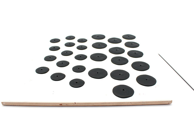 Collar étnico multicolor de arcilla polimérica : Paso 17