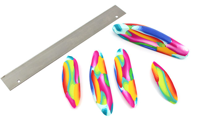 Collar étnico multicolor de arcilla polimérica : Paso 9