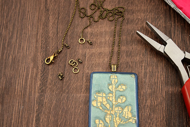 Montage du pendentif Montage du pendentif