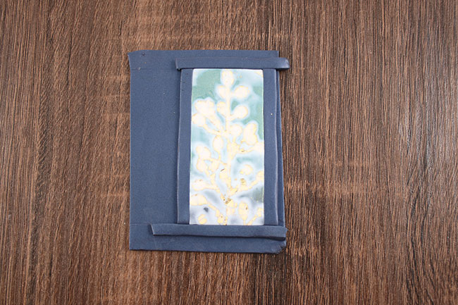 Découpe de la forme du pendentif Découpe de la forme du pendentif