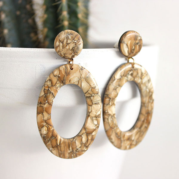 Esquema Pendientes Cernit efecto mármol champán metalizado