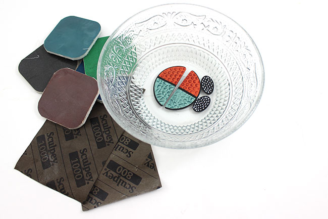 Pendientes Cernit Métallic con efecto Mica shift : Paso 11 Pendientes Cernit Métallic con efecto Mica shift : Paso 11