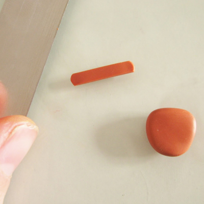 Trio de Porte-clés tendance Cactus en pâte polymère et pompons étape 12