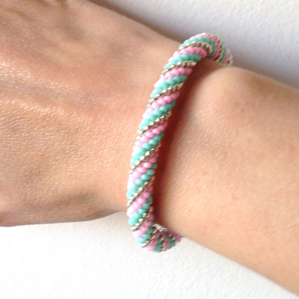 spiral crochet bracelet with beads