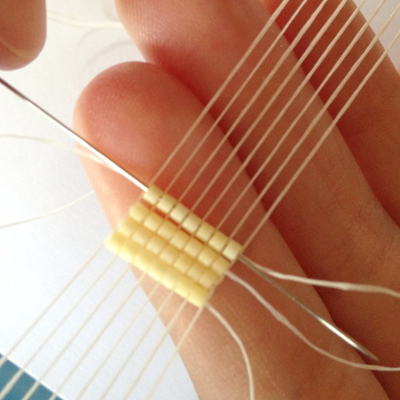 Bracelet Multirangs pastel pompons perles Chips et Miyuki