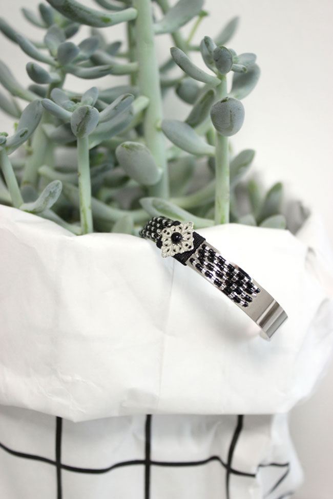 Esquema Miyuki tejido ónix cabujón cheque patrón tejido brazalete