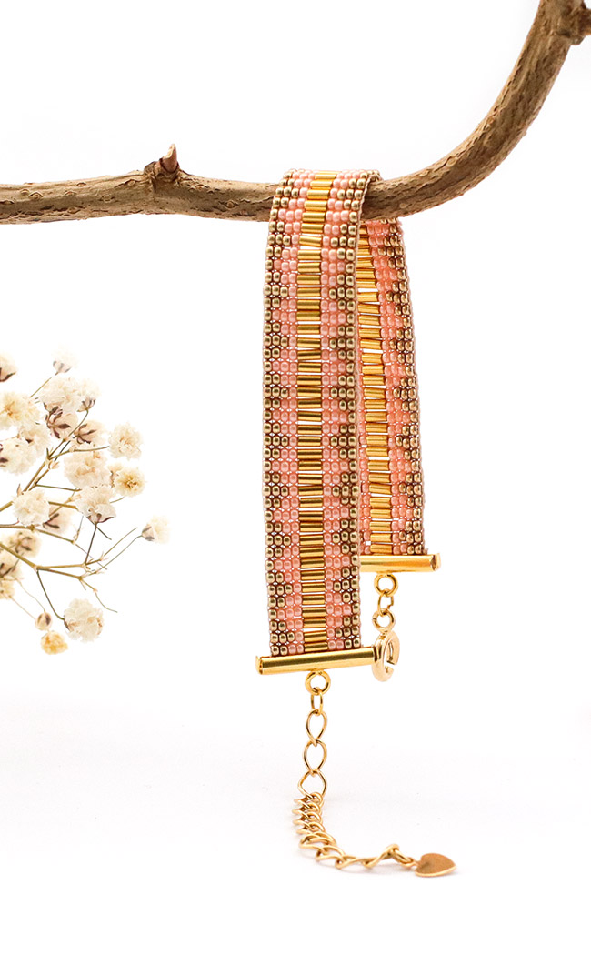 Esquema Pulsera rosa tejida Miyuki 15/0 y Bugles