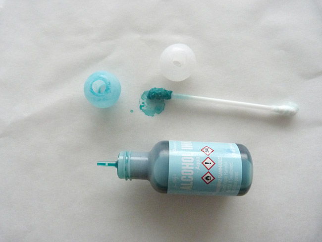 pendientes con los granos huecos de arcilla de polímero : Paso 6