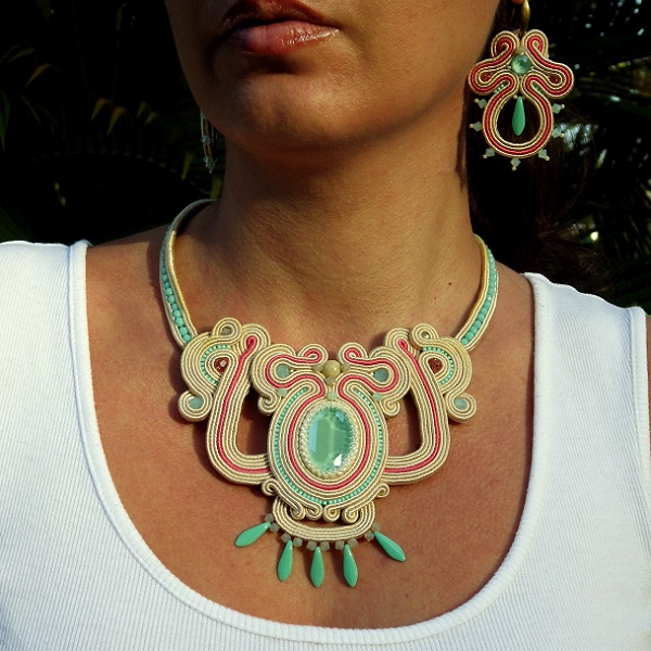 Finery en trenza y los cristales de PureCrystal