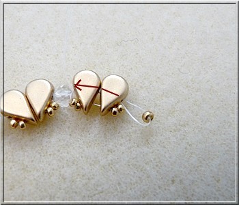 Colgante de San Valentín con Cuentas de cristal checo Amos® de Puca : Paso 7 Colgante de San Valentín con Cuentas de cristal checo Amos® de Puca : Paso 7