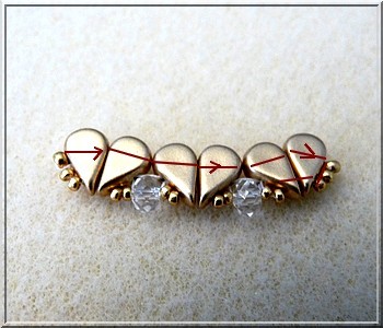 Colgante de San Valentín con Cuentas de cristal checo Amos® de Puca : Paso 10 Colgante de San Valentín con Cuentas de cristal checo Amos® de Puca : Paso 10