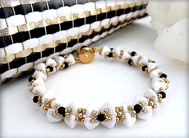 tutorial-cuentas en vidrio-brazalete Cory-Puca-VF2