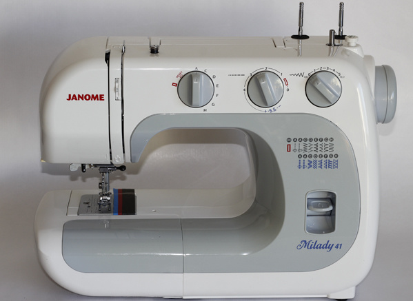 machine_a_coudre11 machine_a_coudre11