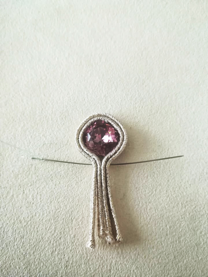 etape 7 boucles d oreilles soutache PureCrystal coudre soutache