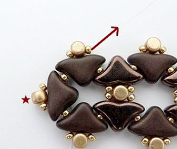 Paso 9-pulsera Hallie de Puca