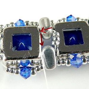 paso 13-pulsera-cristales-PureCrystal-perlas-vidrio-Puca