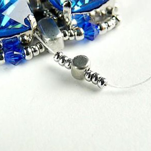 paso 17-pulsera-cristales-PureCrystal-perlas-vidrio-Puca