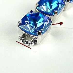 paso 6-pulsera-cristales-PureCrystal-perlas-vidrio-Puca