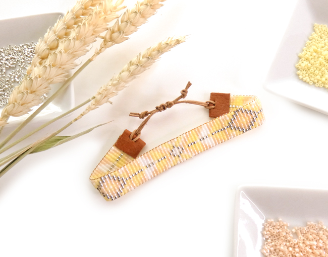 Pulsera de tejido de perlas Miyuki con cierre de cuero y nudo deslizante foto final