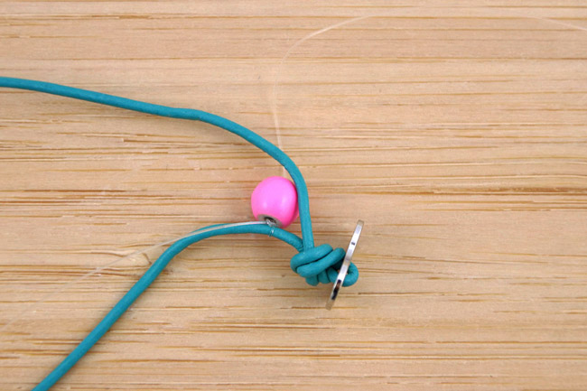 Paso 2- pulsera-wrap-multicolor-2-vueltas-niño