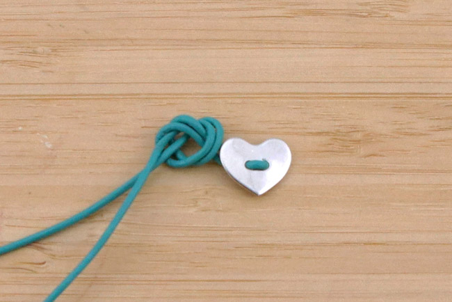 Paso 1 - pulsera-abrigo-multicolor-2-vueltas-niño