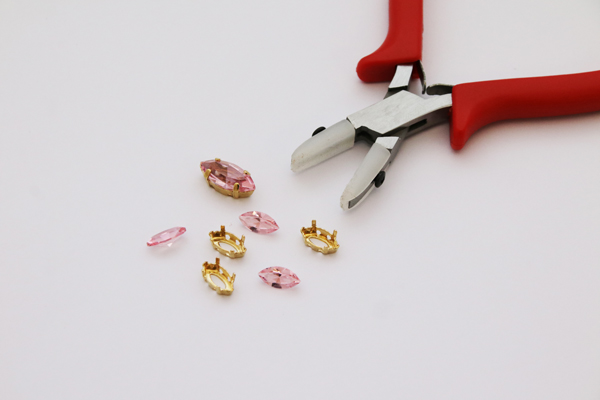 diy broche rocaille miyuki navettes PureCrystal